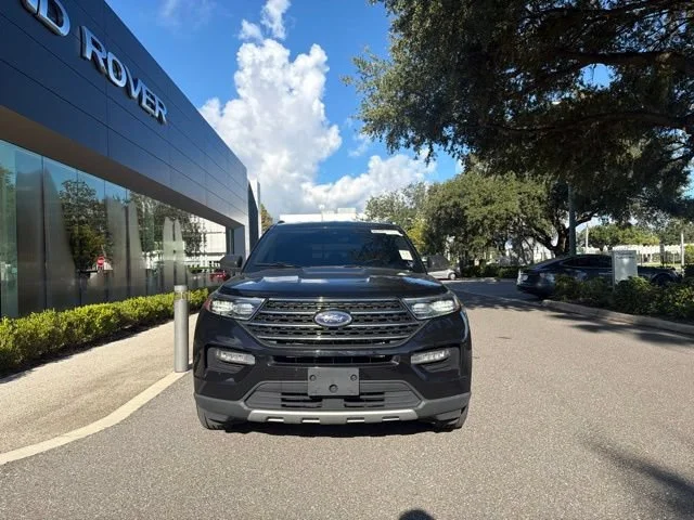Used 2023 Black Metallic Ford XLT image 2