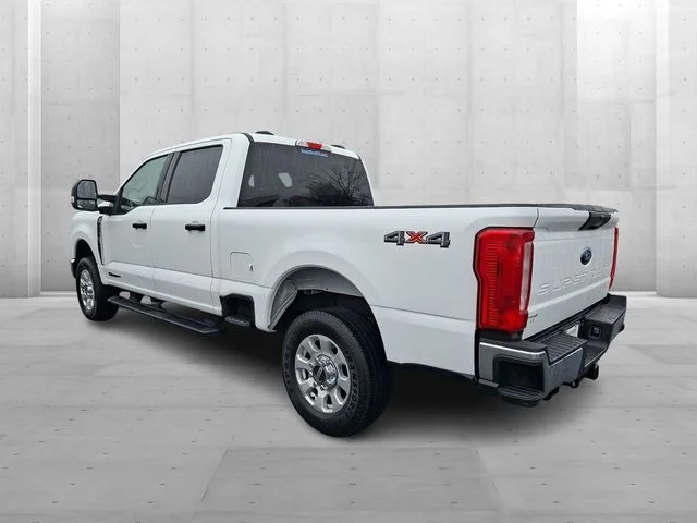 Used 2024 White Ford XLT image 4