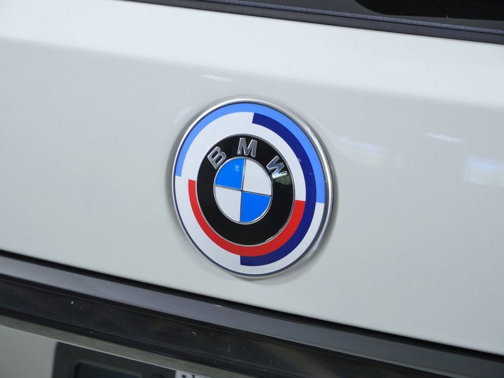 New 2026 Alpine White BMW M60i image 11