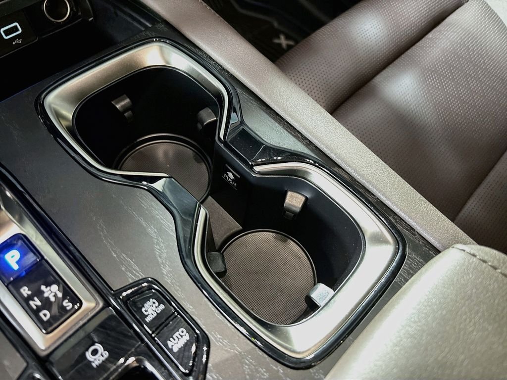 Used 2025 Caviar Lexus 450h+ Luxury image 15