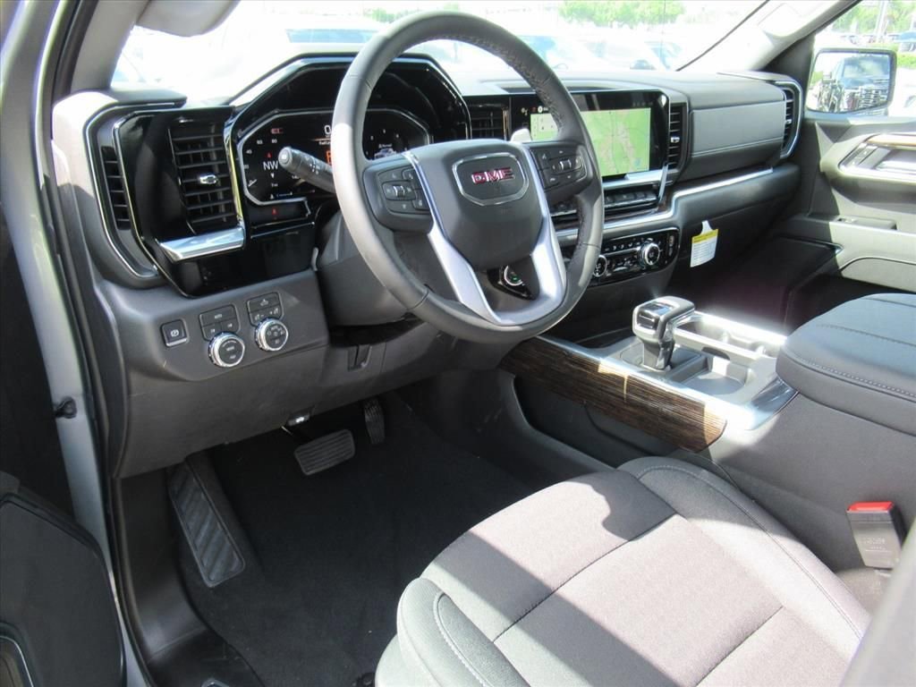 New 2026 Sterling Metallic GMC Elevation image 19