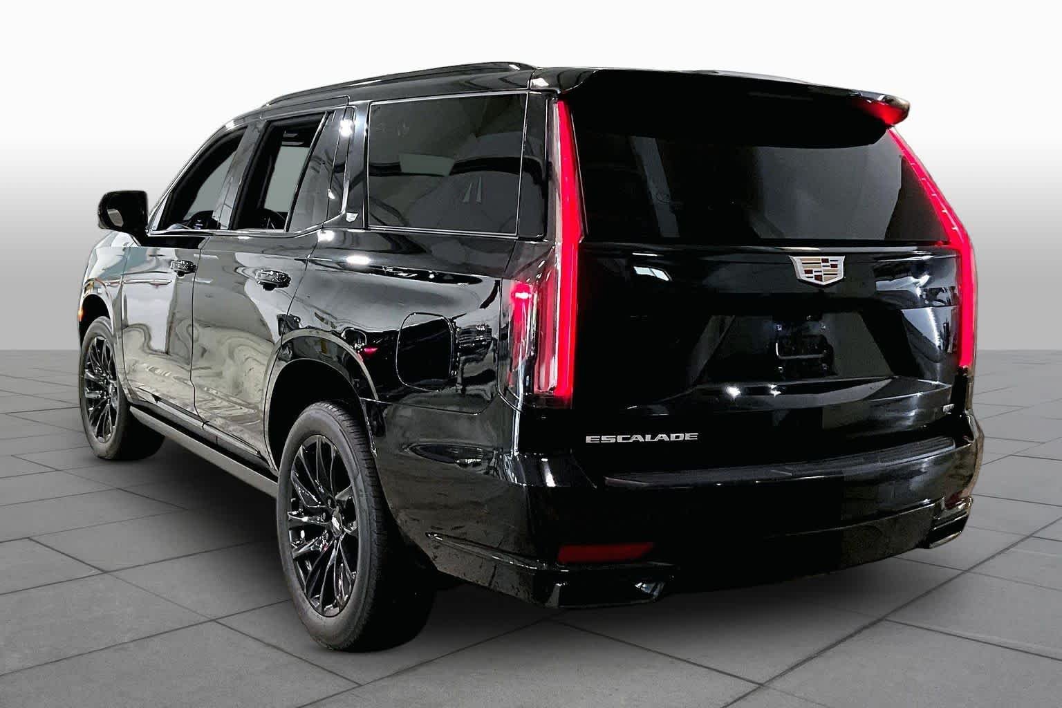 Used 2022 Black Raven Cadillac Sport Platinum image 12