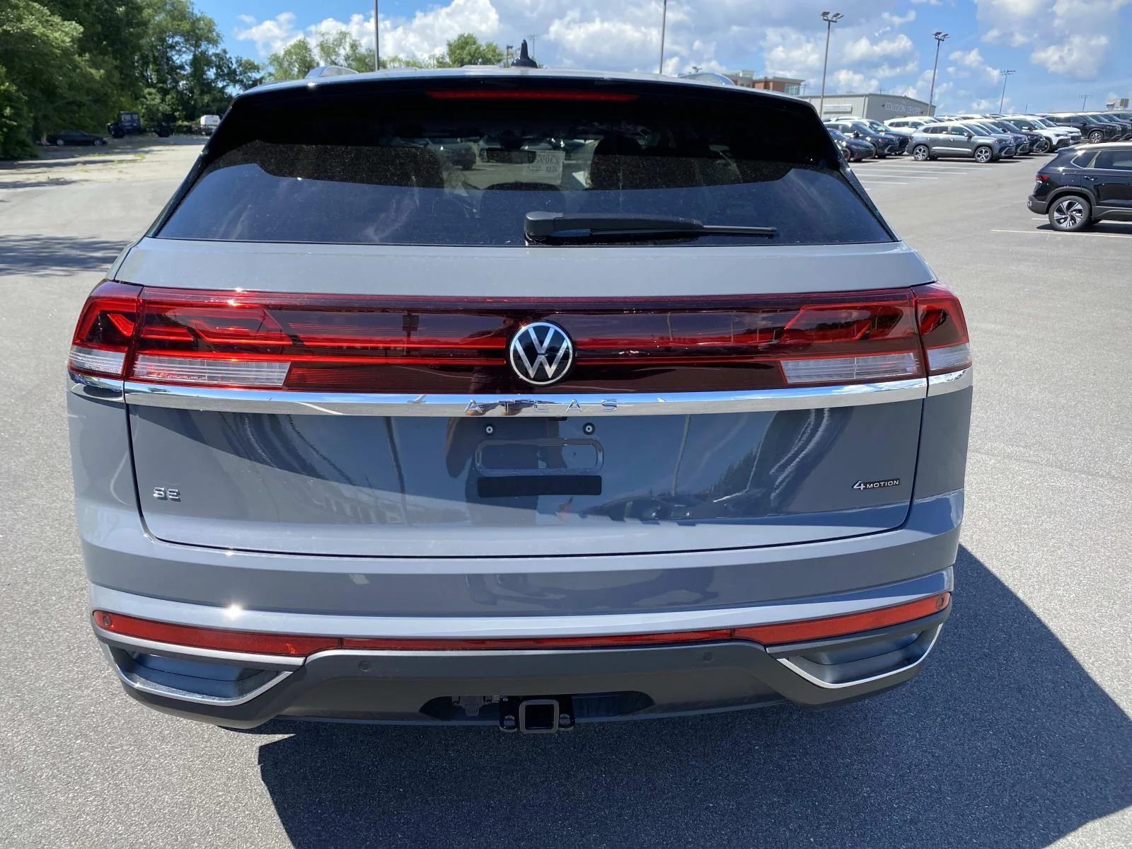 New 2026 Pure Gray Volkswagen 2.0T SE w/Technology 4MOTION image 4