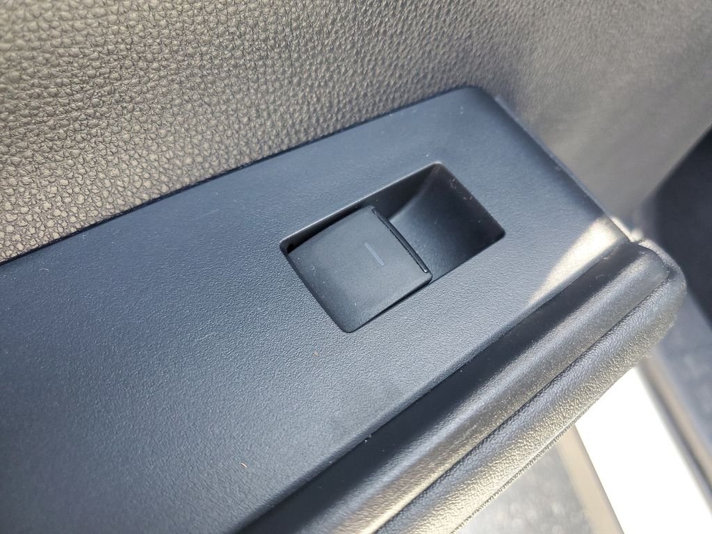 Certified Used 2021 White Toyota L image 16