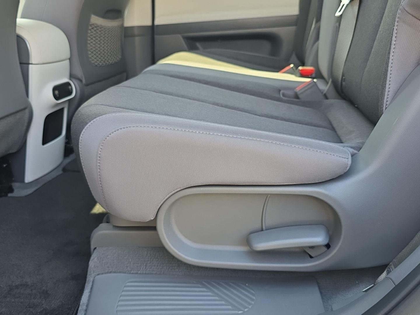 Used 2024 Atlas White Hyundai SE image 24