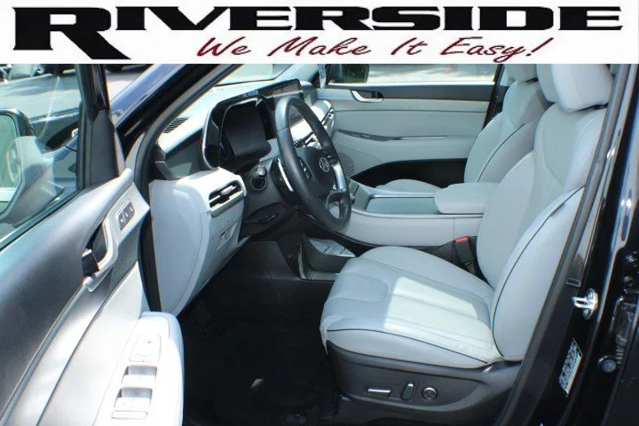 Used 2025 Moonlight Cloud Hyundai SEL Premium 7P image 14