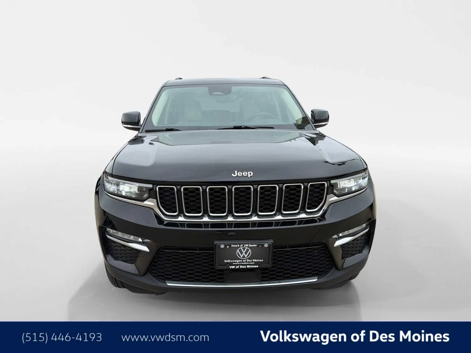 Used 2022 Diamond Black Crystal Pearlcoat Jeep Limited image 7