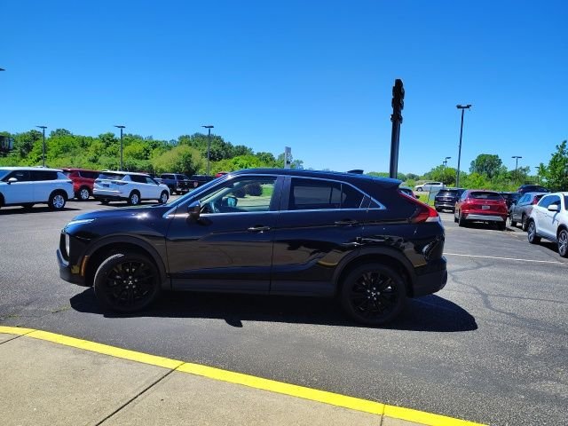 Used 2024 Black Mitsubishi LE image 4