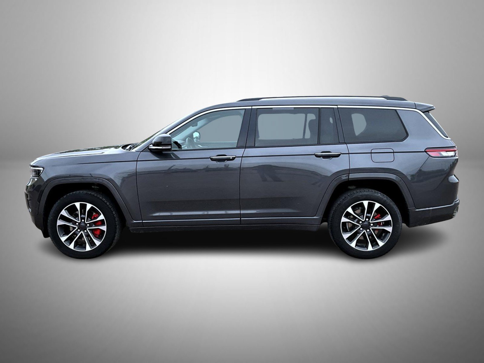 Used 2021 Gray Jeep Overland image 8