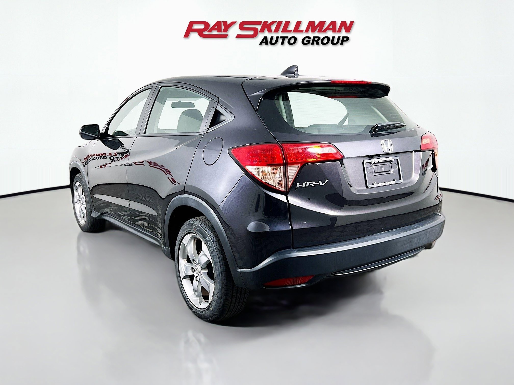 Used 2017 PURPLE Honda LX image 5