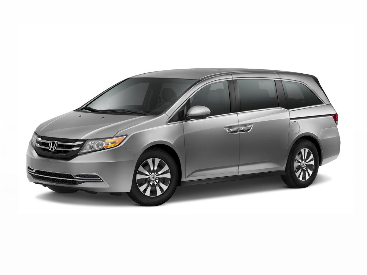 Used 2017  Honda SE image 1