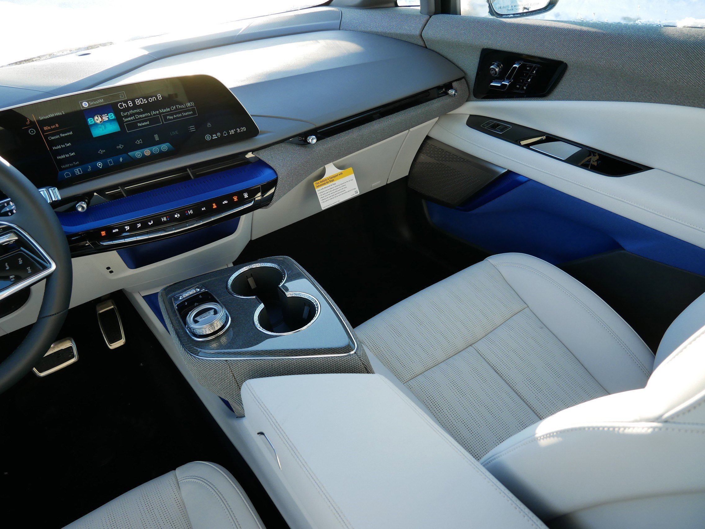 2026 Cadillac OPTIQ Premium Sport - Photo 9