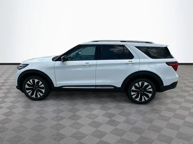 New 2026 White Metallic Ford Platinum image 3