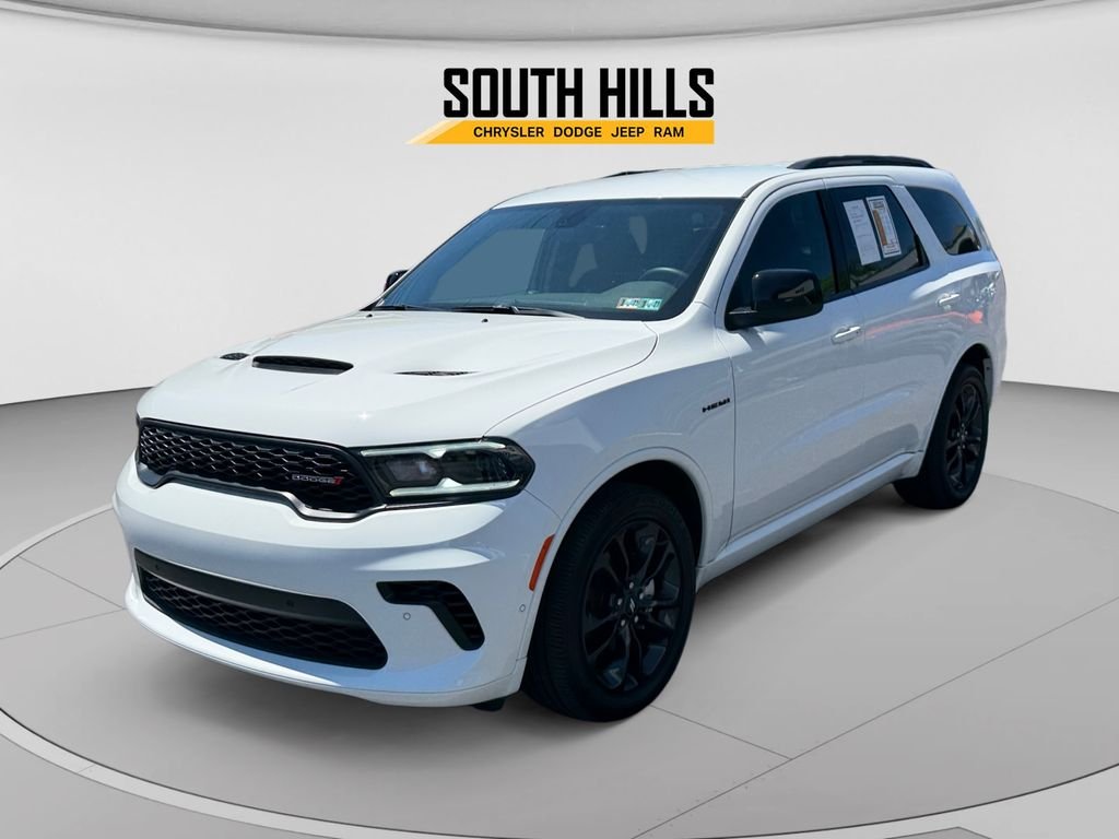 Used 2025 White Dodge R/T image 1