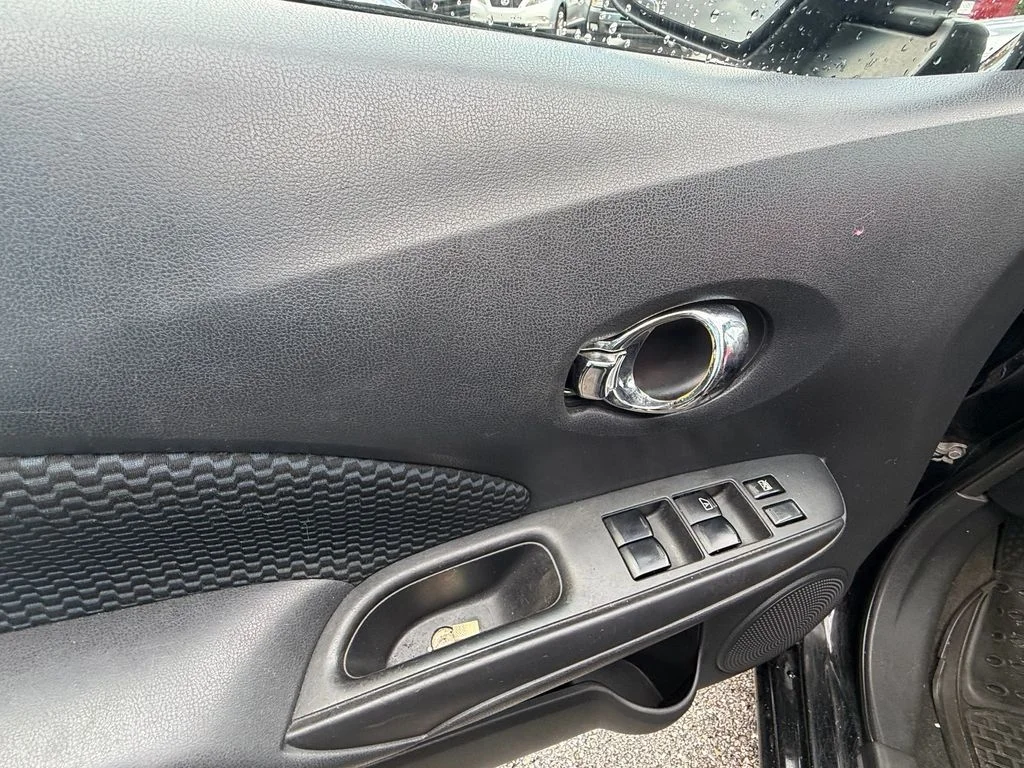 Used 2014 Black Nissan SV image 6