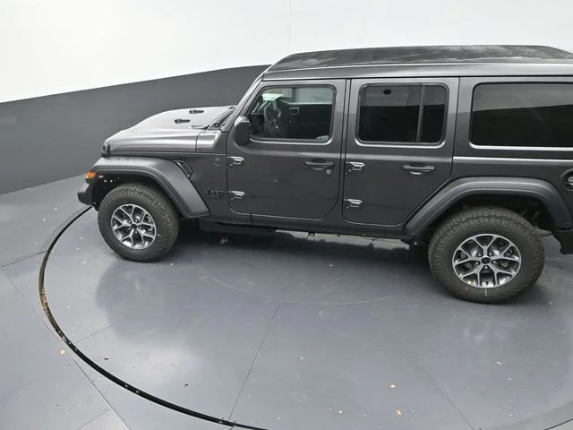 New 2026 Granite Crystal Metallic Clear-Coat Exterior Paint Jeep Sport S image 15