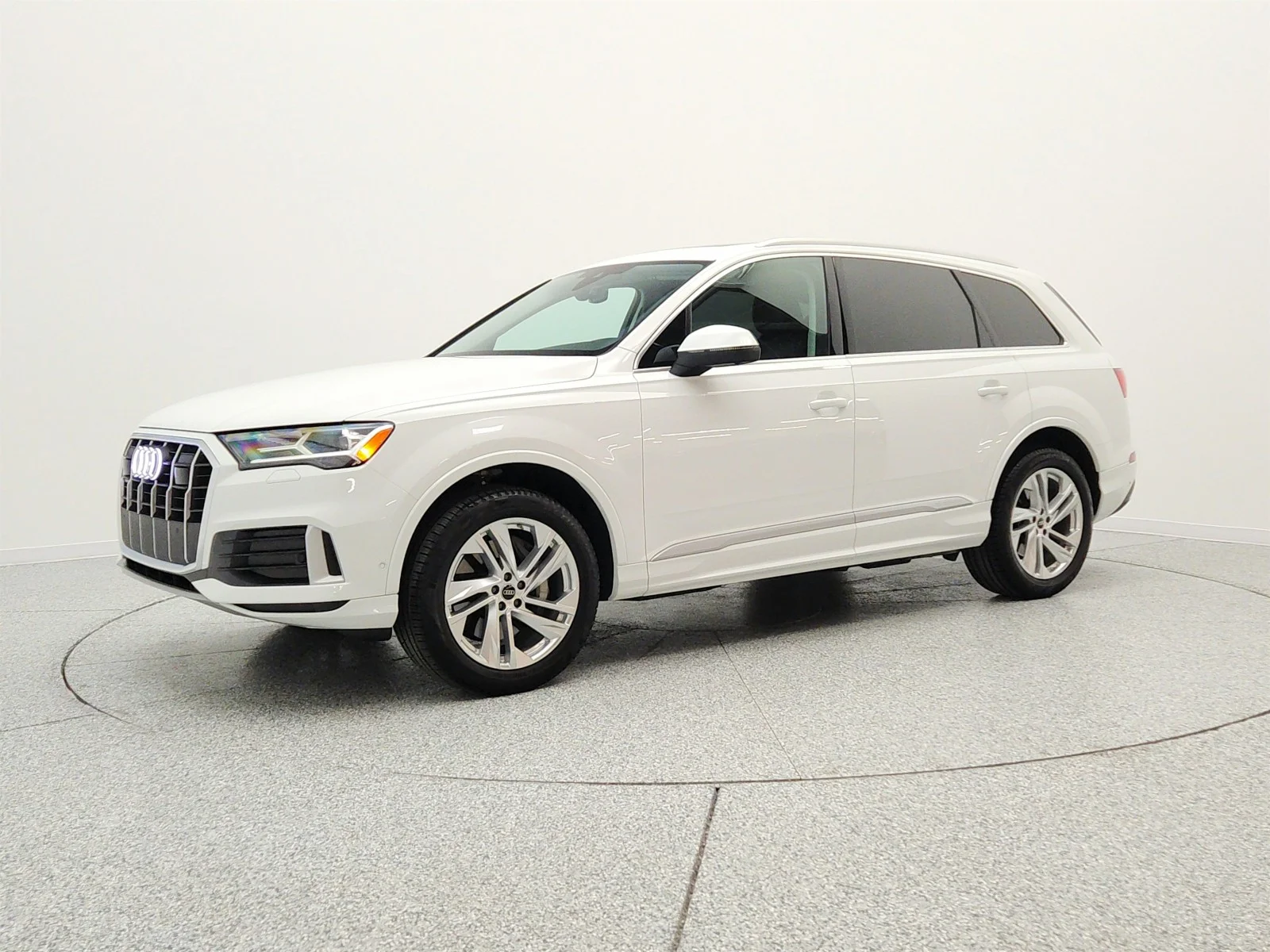 2024 Audi Q7 45 Premium quattro Tiptronic's photo