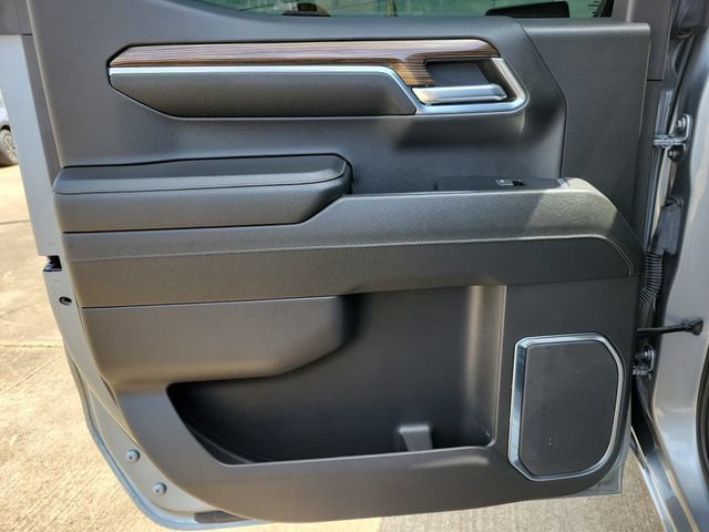 Used 2023 STERLING GRAY METALLIC Chevrolet RST image 14