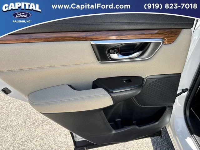 Used 2019  Honda EX image 17