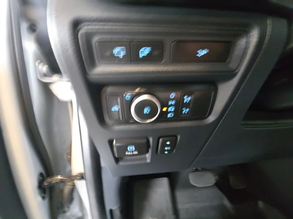 Used 2022 White Ford XLT image 26