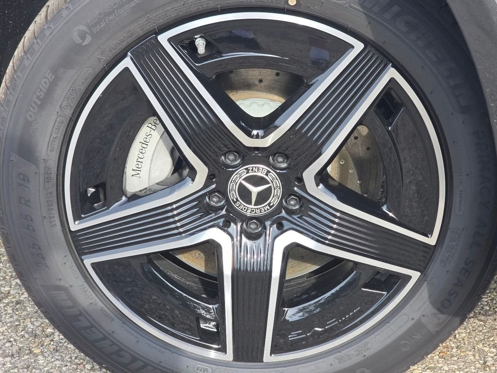 New 2027 Graphite Grey Metallic Mercedes-Benz GLC 300 image 11