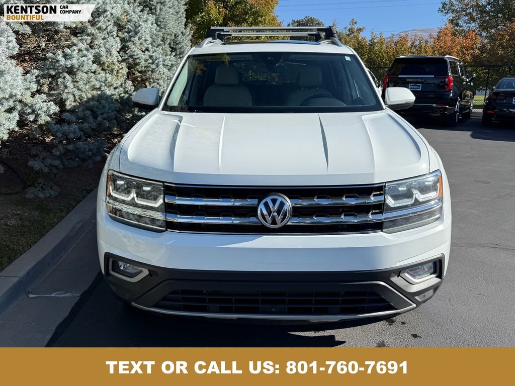 2019 Volkswagen Atlas SEL Premium photo 2