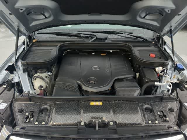Used 2026 Cirrus Silver Metallic Mercedes-Benz GLS 450 image 14