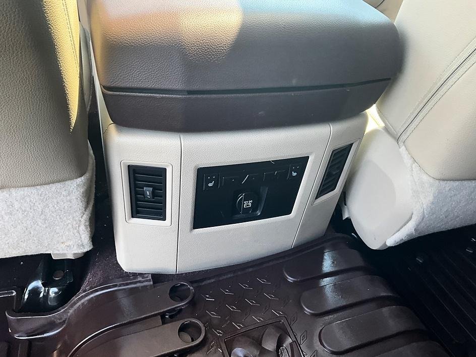 Used 2018 Gray Ram Laramie image 31