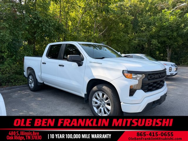 Pre-Owned 2022 Chevrolet Silverado 1500 Custom RWD Crew Cab