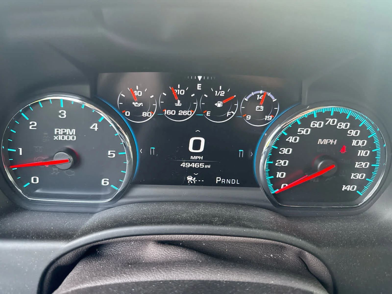 Used 2017 White Frost Tricoat GMC SLT image 10