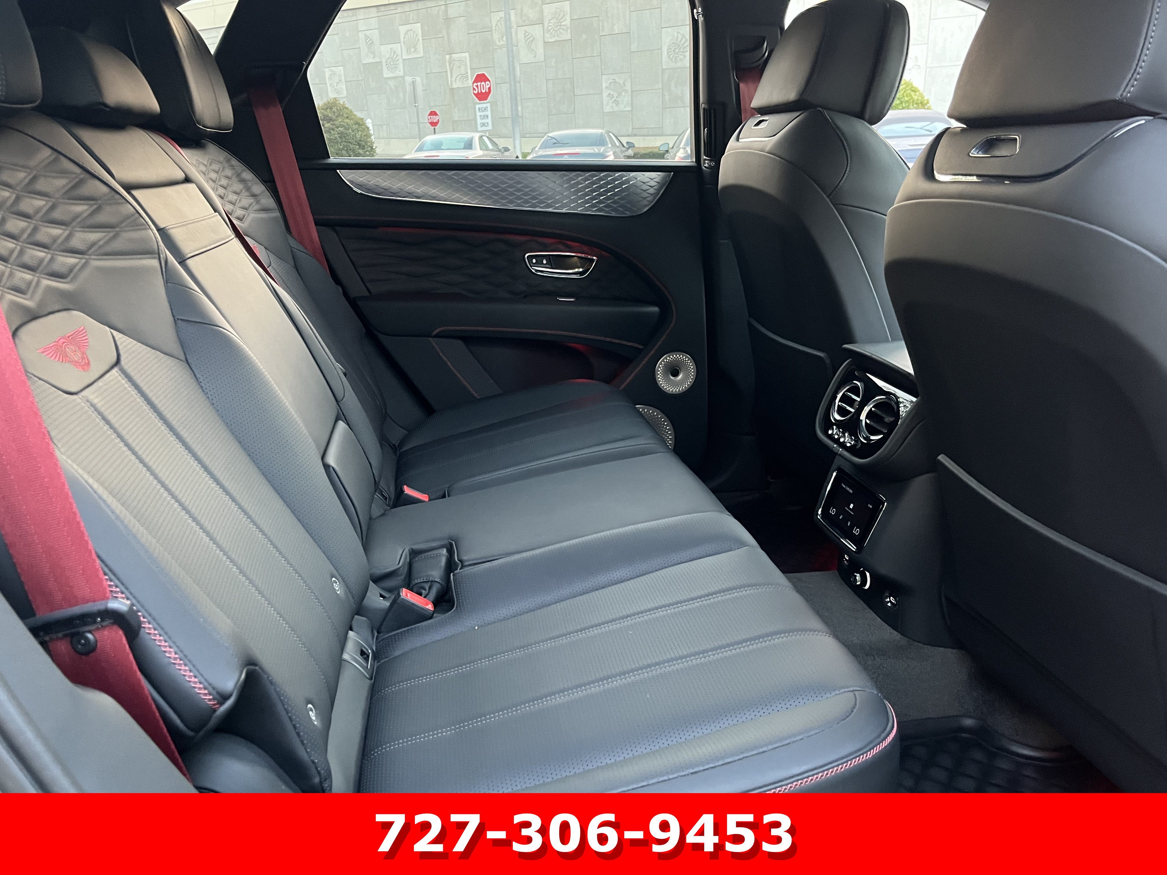 Used 2024 Anthracite by Mulliner Bentley  image 21