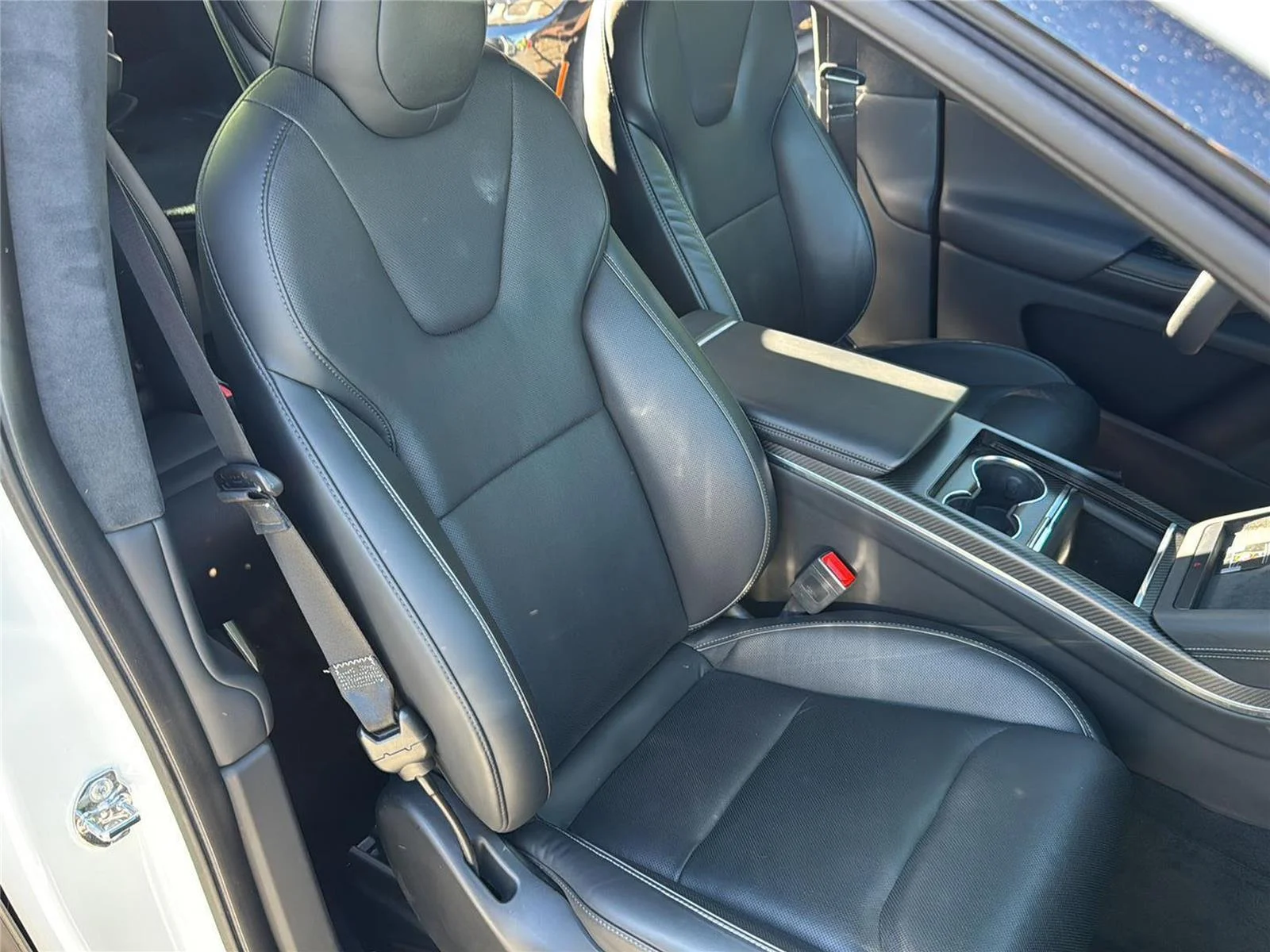 Used 2023 Pearl White Multi-Coat Tesla Plaid image 29