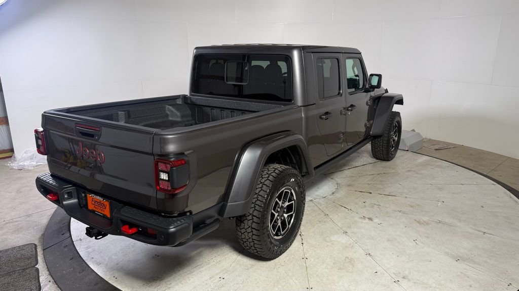 New 2026 Granite Crystal Metallic Clear-Coat Exterior Paint Jeep Rubicon X image 7