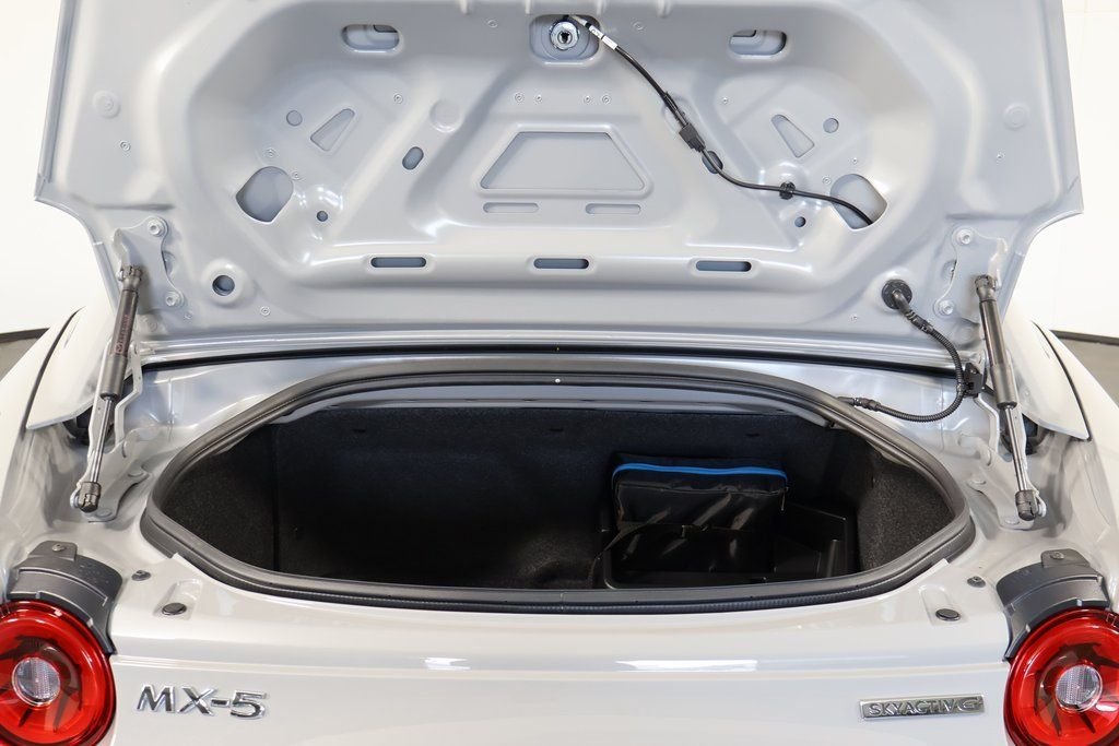 New 2026 Aero Gray Metallic Mazda Club image 9