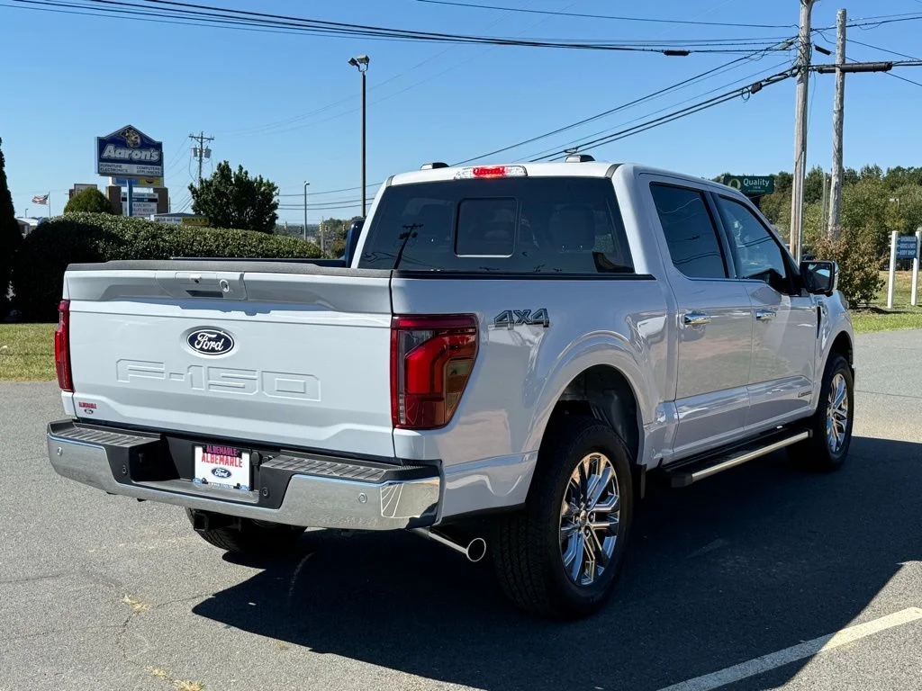 New 2025 White Ford Lariat image 3