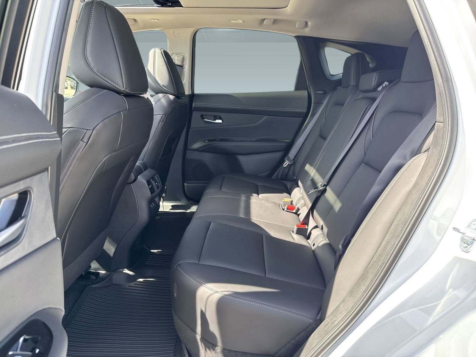 2025 Nissan Murano SL - Photo 12