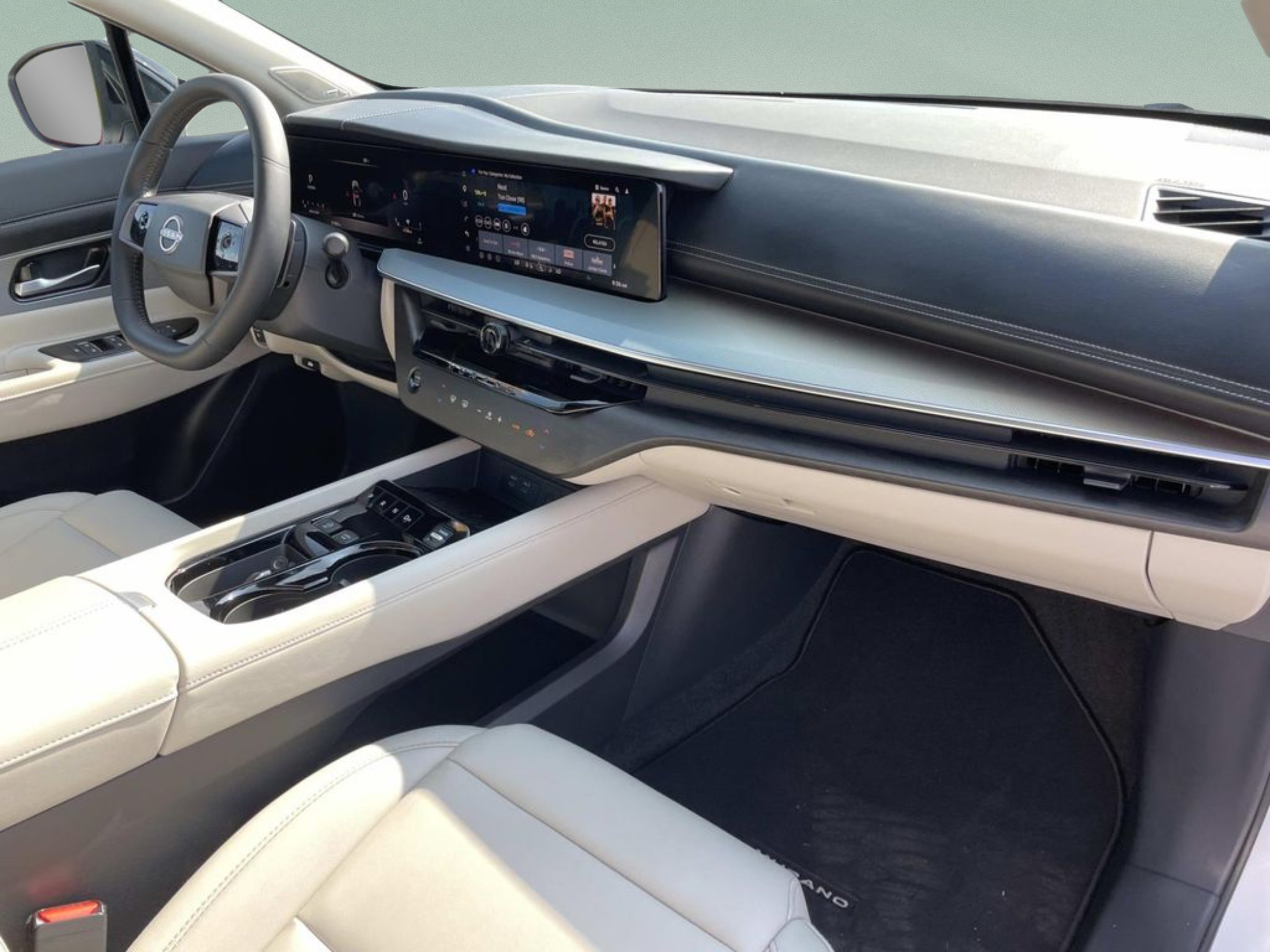 Used 2025 White Nissan SL image 18