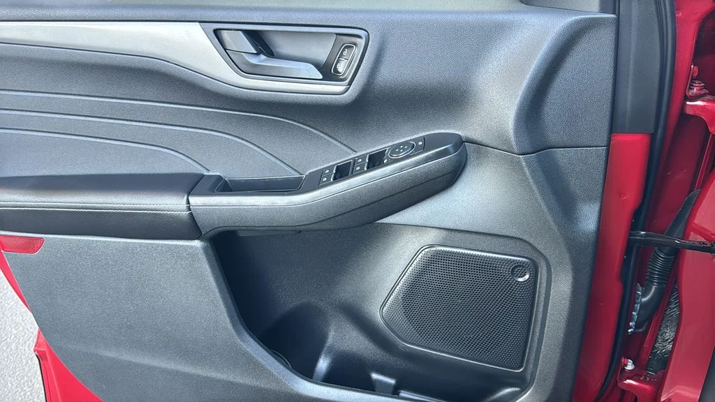 Certified Used 2025 Ebony Ford Active image 18