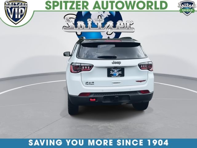 Used 2025 White Jeep Trailhawk image 8