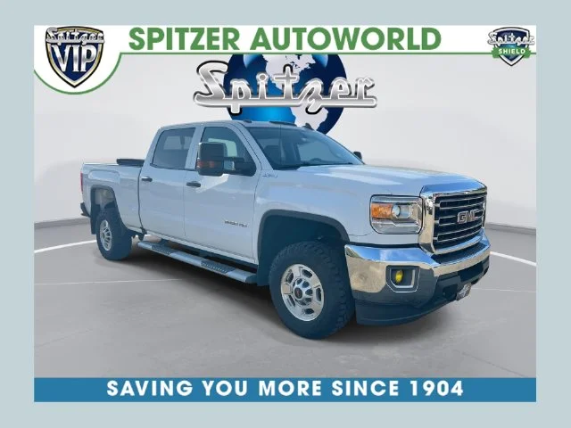 Used 2016 White GMC Base image 1