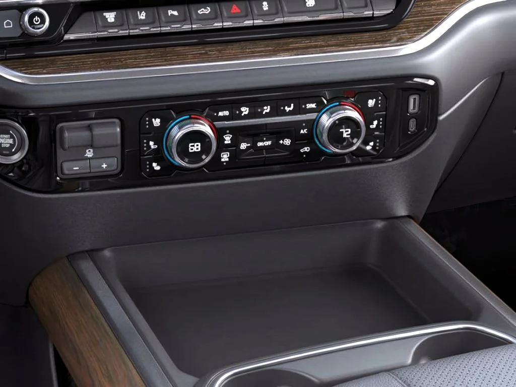 New 2025 White Frost Tricoat GMC SLT image 20