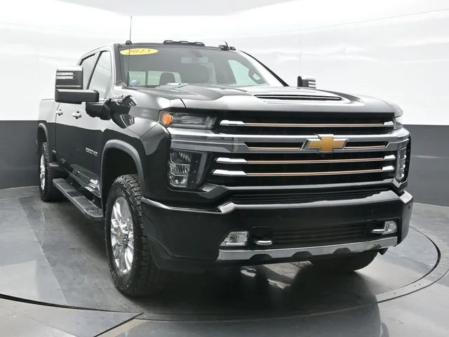 Used 2023 Black Chevrolet High Country image 6