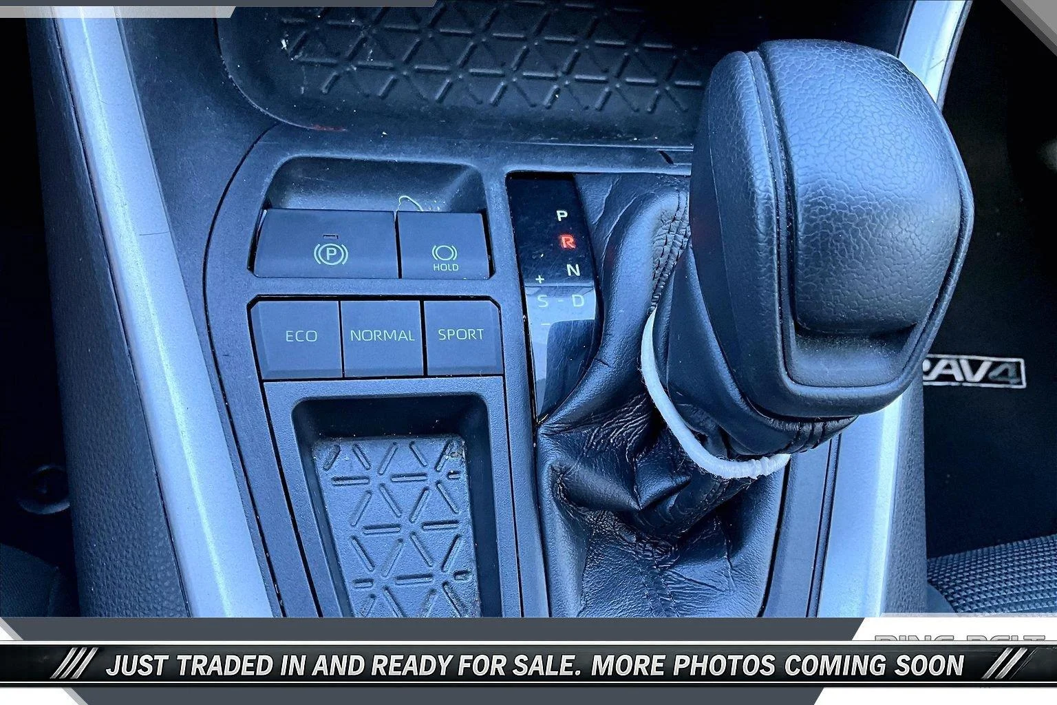 Used 2021 Midnight Black Metallic Toyota LE image 23