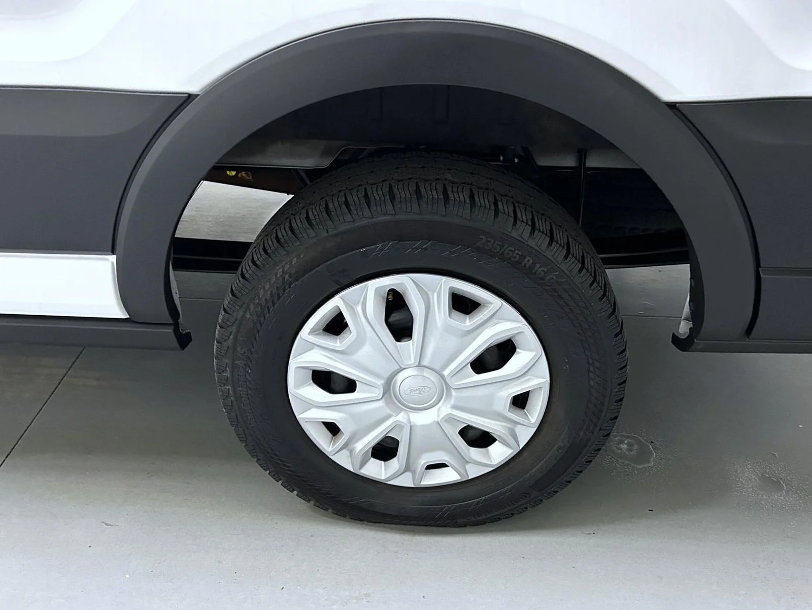 Used 2025 White Ford XLT image 21