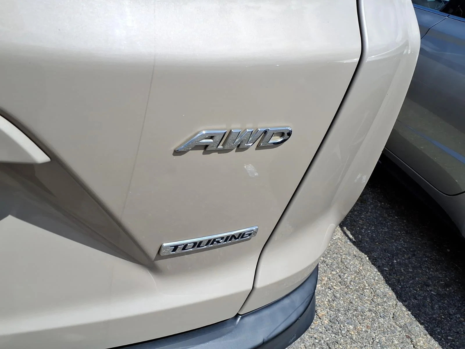 Used 2017 Sandstorm Metallic Honda Touring image 7