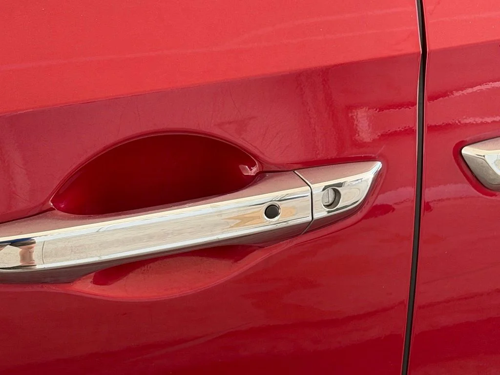 Used 2023 Red Honda Touring image 16