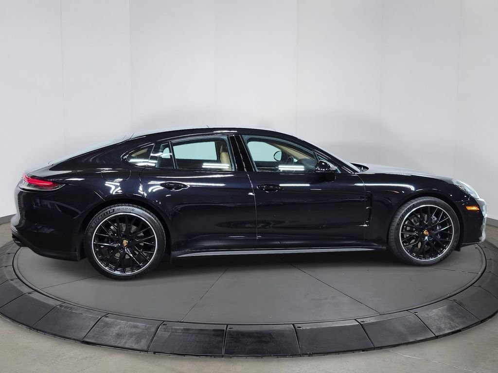 Used 2023 Black Porsche  image 8