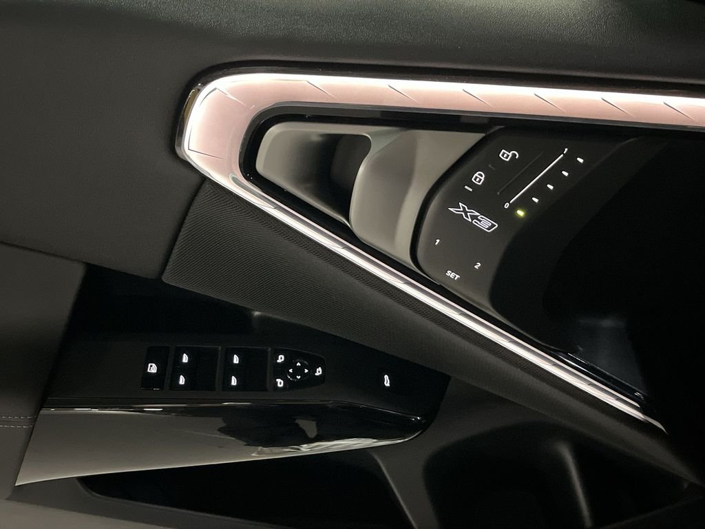 New 2026 Dark Graphite BMW 30 xDrive image 13
