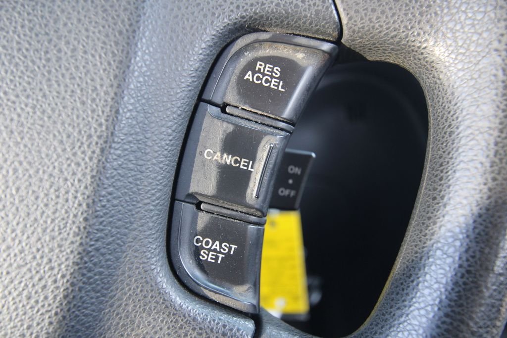 Used 2009 Gray Kia LX image 18