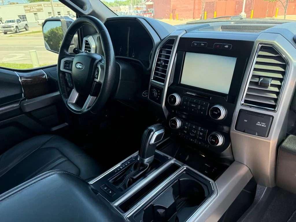 Used 2015 Black Ford Platinum image 24